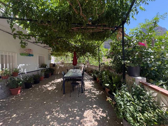 Chalet en venta en Guadalteba, Andalucía