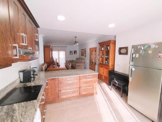 Villa en venta en Argés