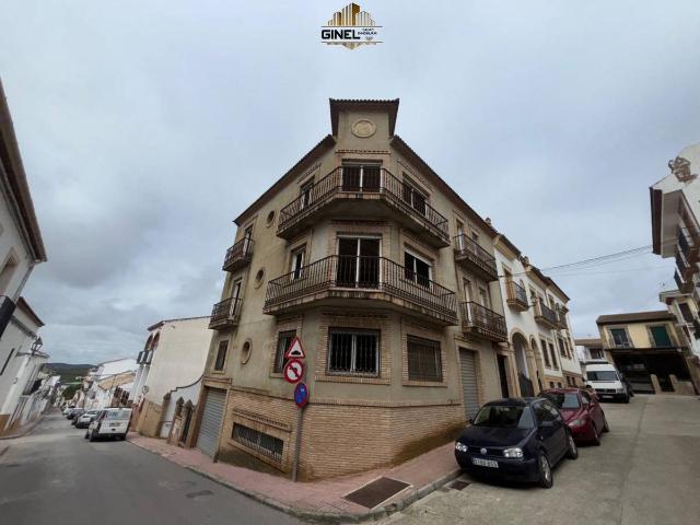 Chalet en venta en Arjona, Andalucía