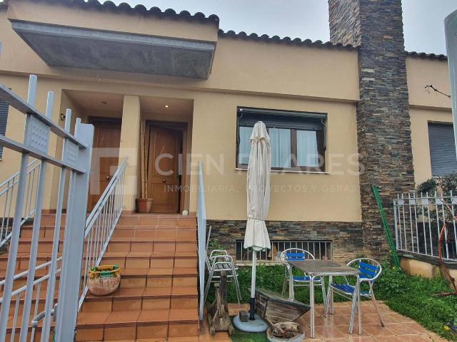 Villa en venta en Arnedillo