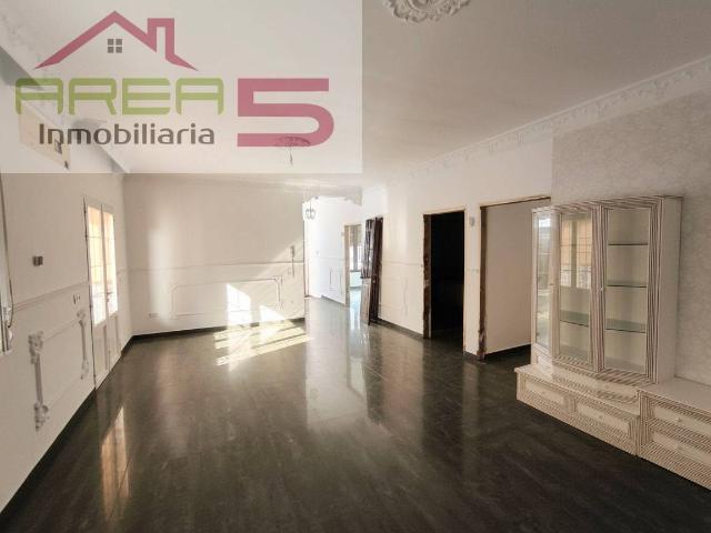 Chalet en venta en Arroyo De San Serván, Extremadura