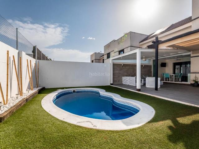 Chalet en venta en Arroyomolinos, Madrid