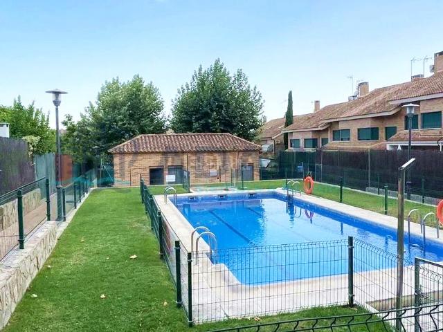 Chalet en venta en Arroyomolinos, Madrid