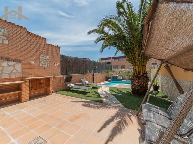 Villa en venta en Arroyomolinos, Ciudad Jardín