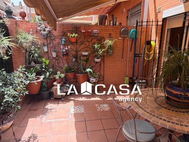Chalet en venta en Distrito de Quinto, Dos Hermanas