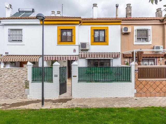 Chalet en venta en Distrito de Quinto, Dos Hermanas