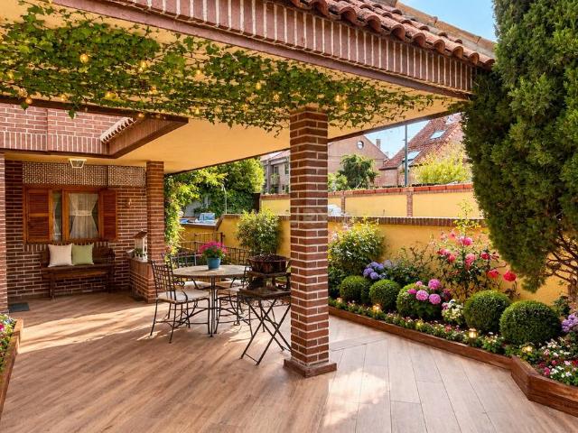 Chalet en venta en Pozuelo Estación, Pozuelo De Alarcón