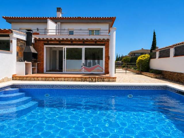 Chalet en venta en Alt Empordà, Catalunya