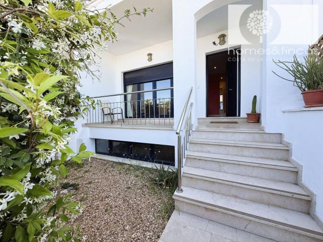 Chalet en venta en Costa Occidental, Andalucía
