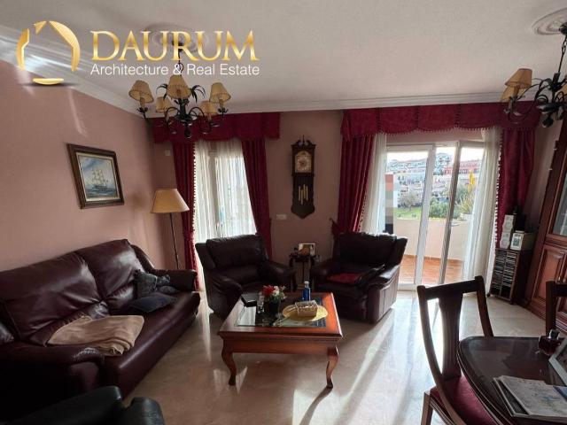 Villa en venta en Rincón De La Victoria