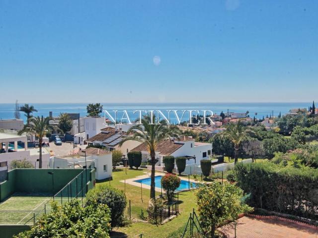 Villa en venta en Rincón De La Victoria