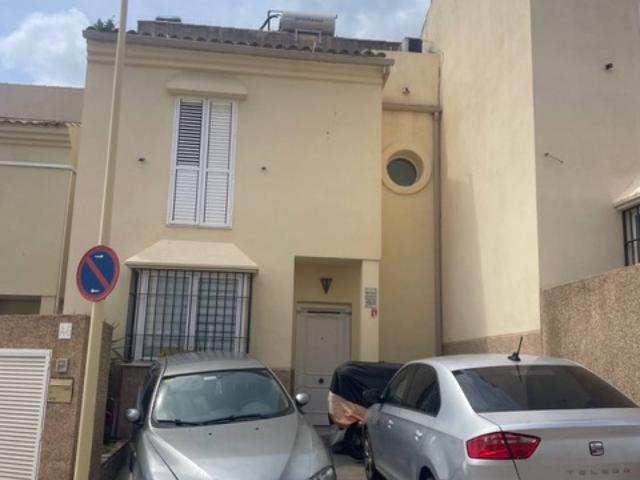 Villa en venta en Rincón De La Victoria