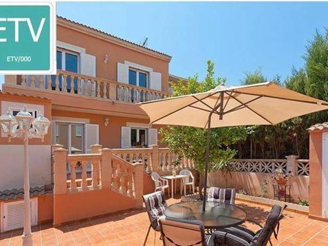 Villa en venta en Llucmayor