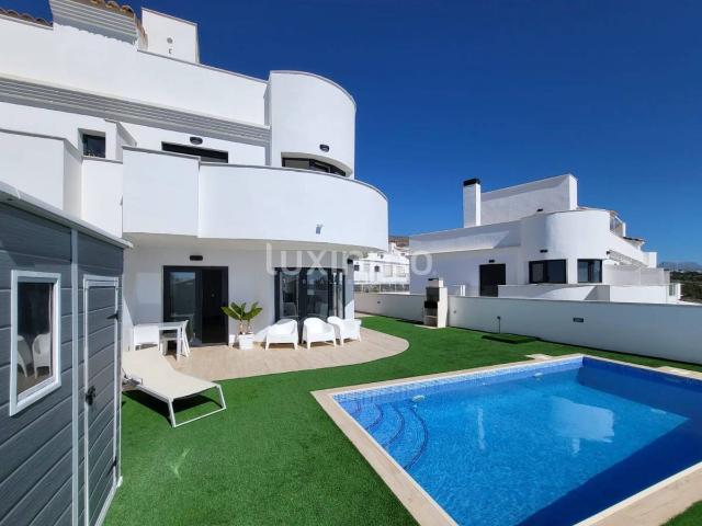 Villa en venta en Finestrat