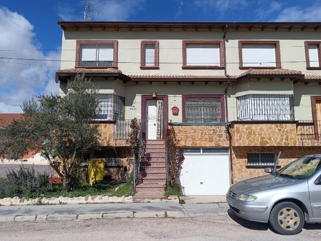 Villa en venta en Barajas De Melo