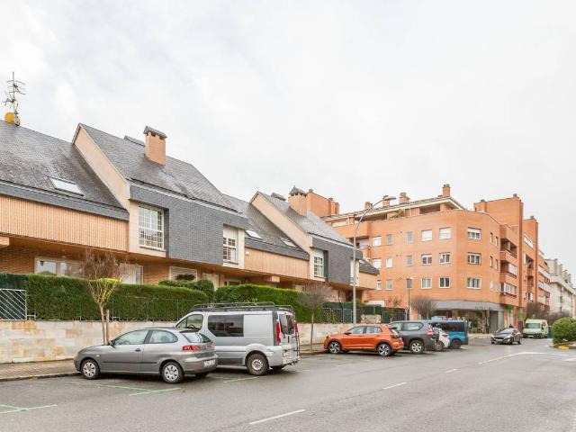 Chalet en venta en Iruñerria, Navarra
