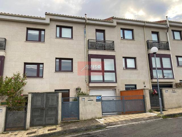 Villa en venta en Ourense, Casco Vello