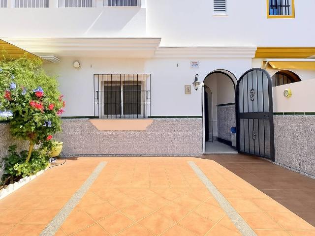 Chalet en venta en Residencial Las Pérgolas, Barbate