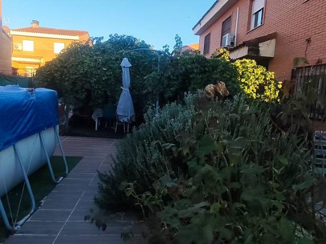 Chalet en venta en Barcience, Toledo