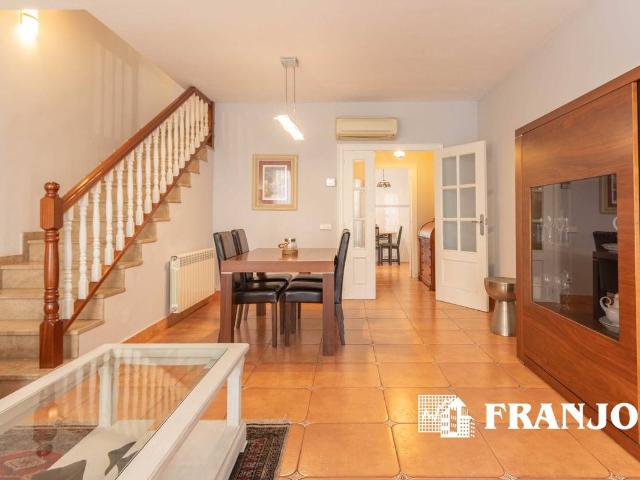 Chalet en venta en la Romànica, Barberà Del Vallès