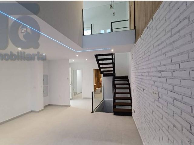 Villa en venta en Granada, Centro - Sagrario