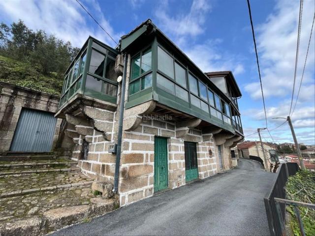 Villa en venta en Beade