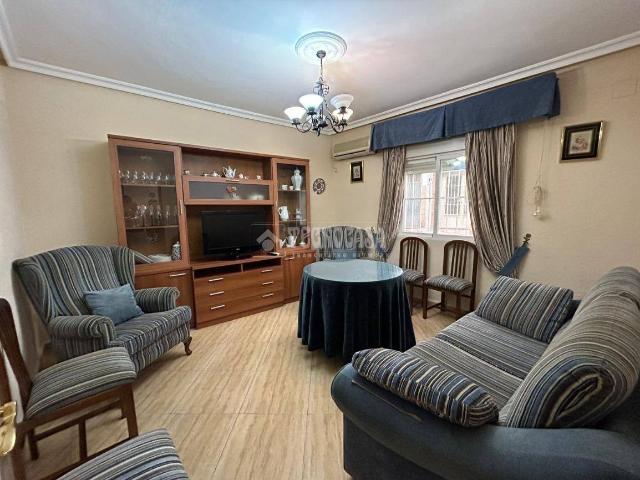 Villa en venta en Begíjar