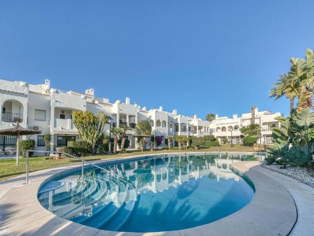 Chalet en venta en Barriada Islas Canarias, Costa del Sol Occidental