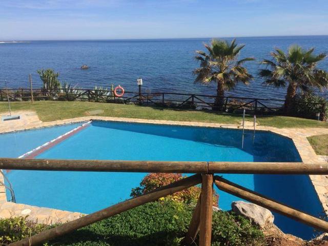 Villa en venta en Estepona, Barriada Blas Infante