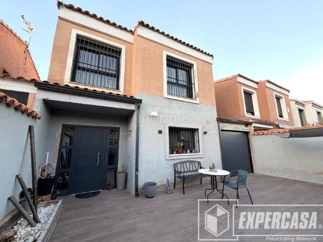 Chalet en venta en Benaguasil, València / Valencia