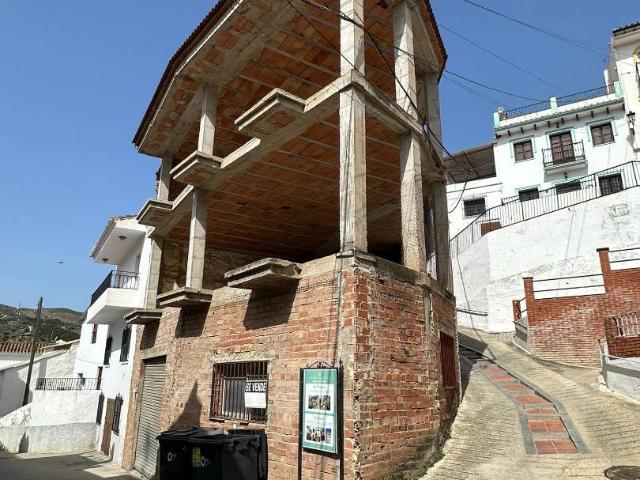 Villa en venta en Benamargosa