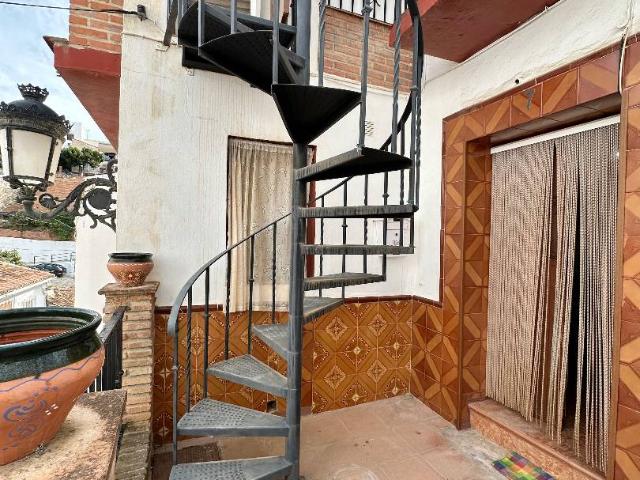 Chalet en venta en Benamargosa, Málaga