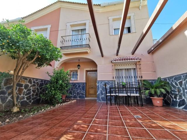 Chalet en venta en Benamejí, Andalucía