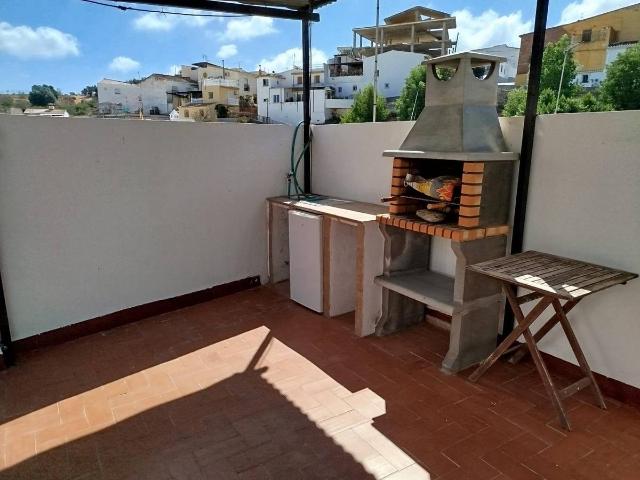 Chalet en venta en Benamocarra, Málaga