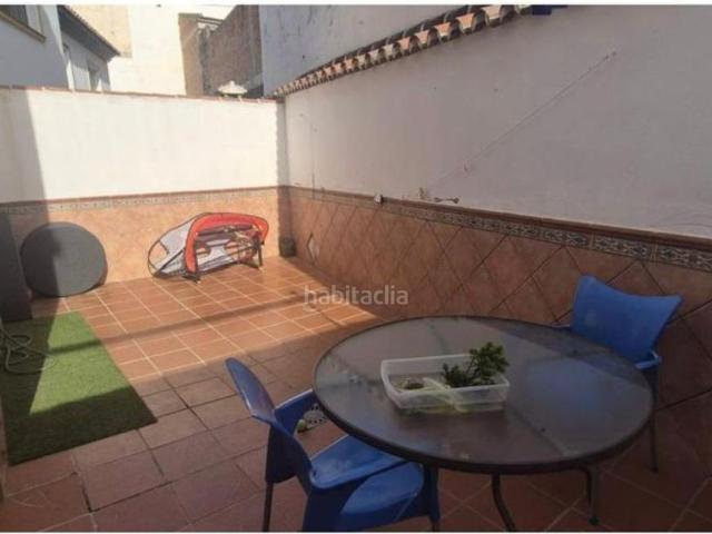 Villa en venta en Benamocarra