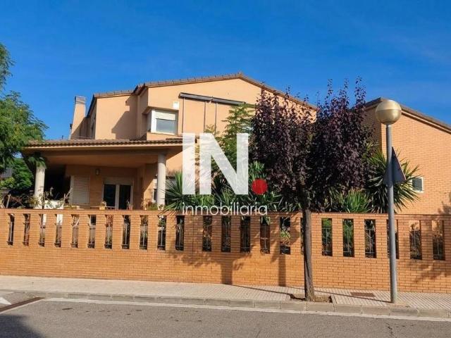 Chalet en venta en Benavent de Segrià, Lleida