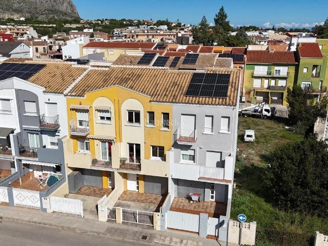 Chalet en venta en Beniarbeig, Valencia