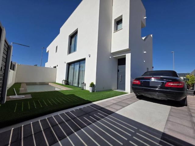 Villa en venta en Benijófar, Urbanización Benimar