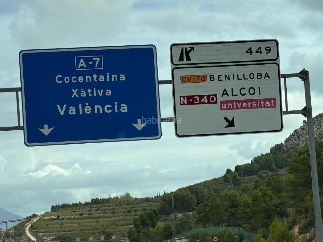 Villa en venta en Benilloba