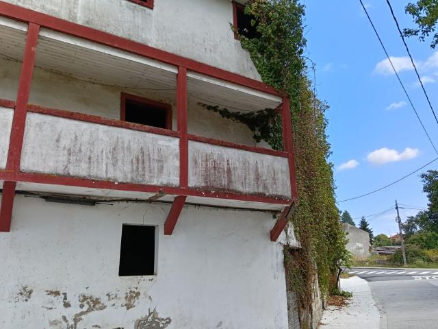 Chalet en venta en Bergondo, A Coruña