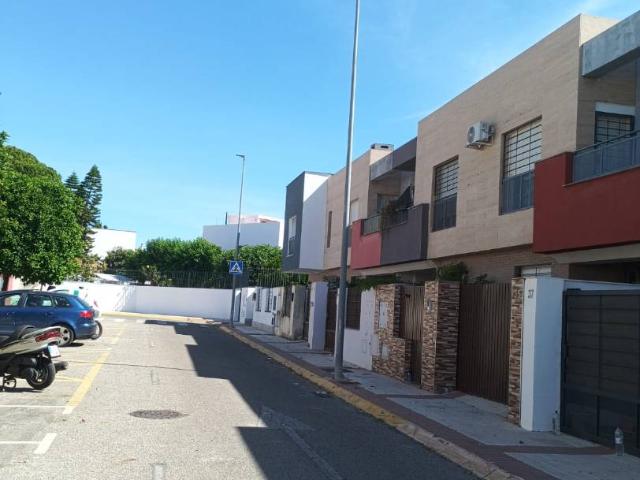 Chalet en venta en Bollullos De La Mitación, Andalucía