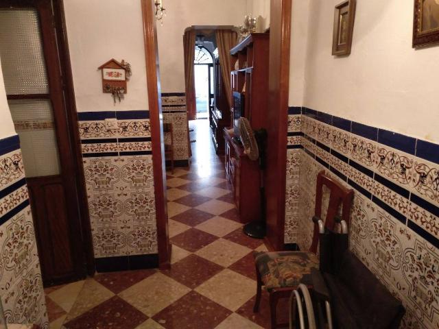 Chalet en venta en Brenes, Andalucía