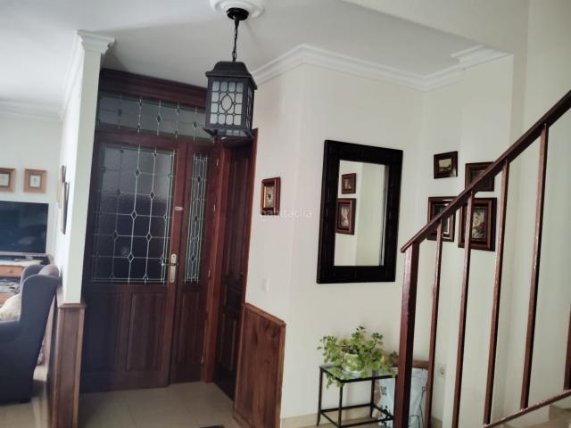 Chalet en venta en Brenes, Andalucía