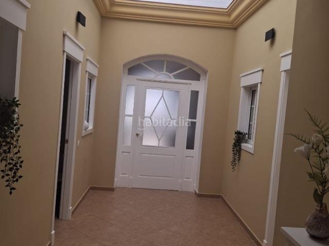 Chalet en venta en Brenes, Sevilla