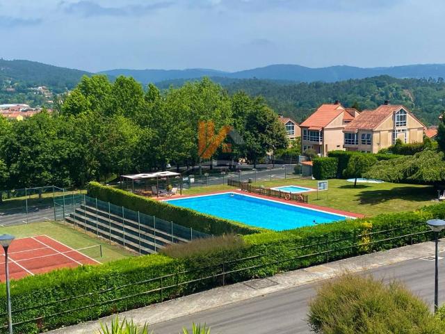 Chalet en venta en Brión, Santiago
