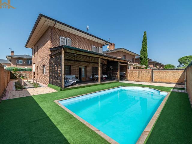 Chalet en venta en Brunete, Madrid