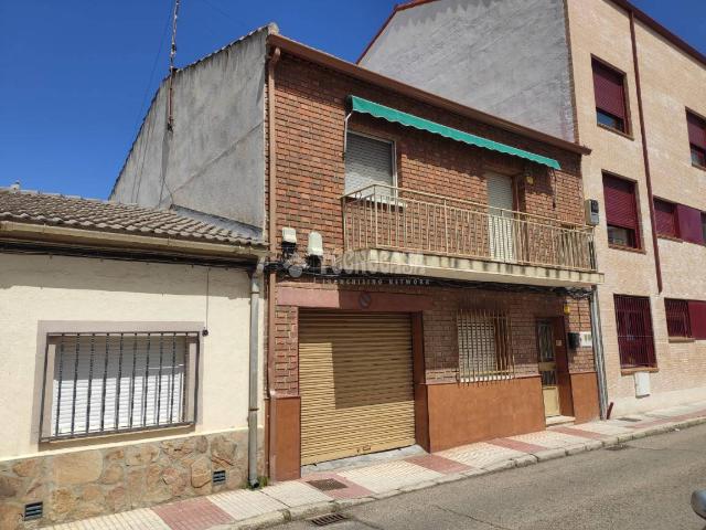 Villa en venta en Azuqueca De Henares