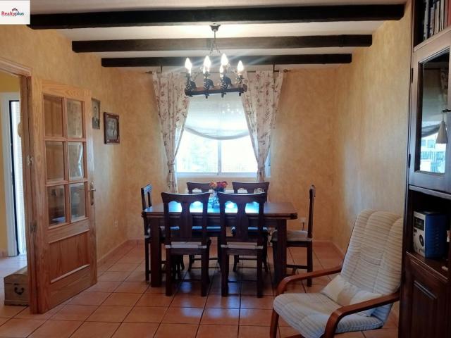 Chalet en venta en Burgohondo, Castilla y León