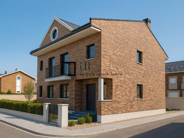 Chalet en venta en Burguillos De Toledo, Castilla-La Mancha