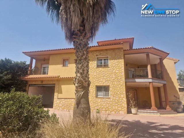 Chalet en venta en El Calguerín, Cuevas Del Almanzora